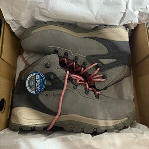 Columbia Women's Gray and Pink Waterproof Boots